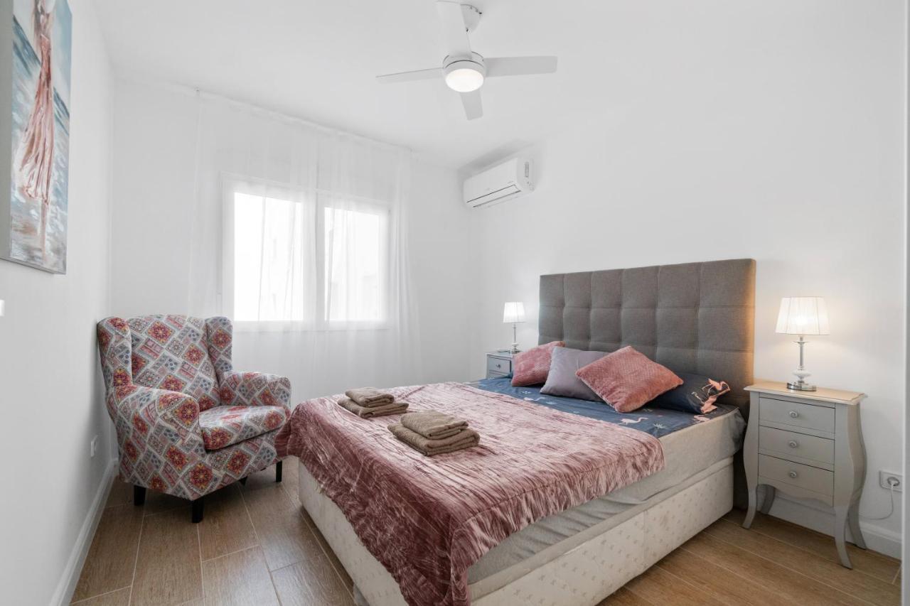 Marina Apartament Torrevieja Exteriör bild