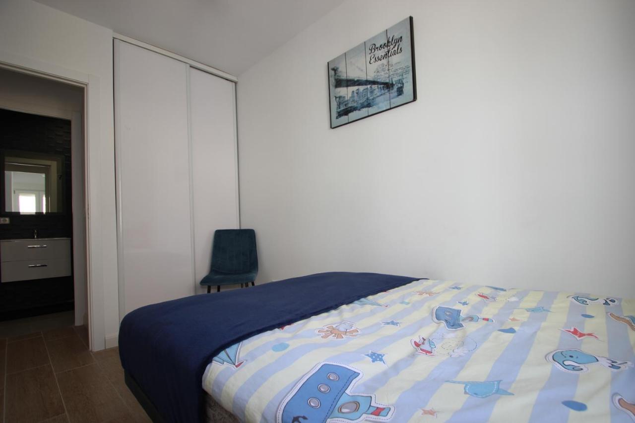 Marina Apartament Torrevieja Exteriör bild