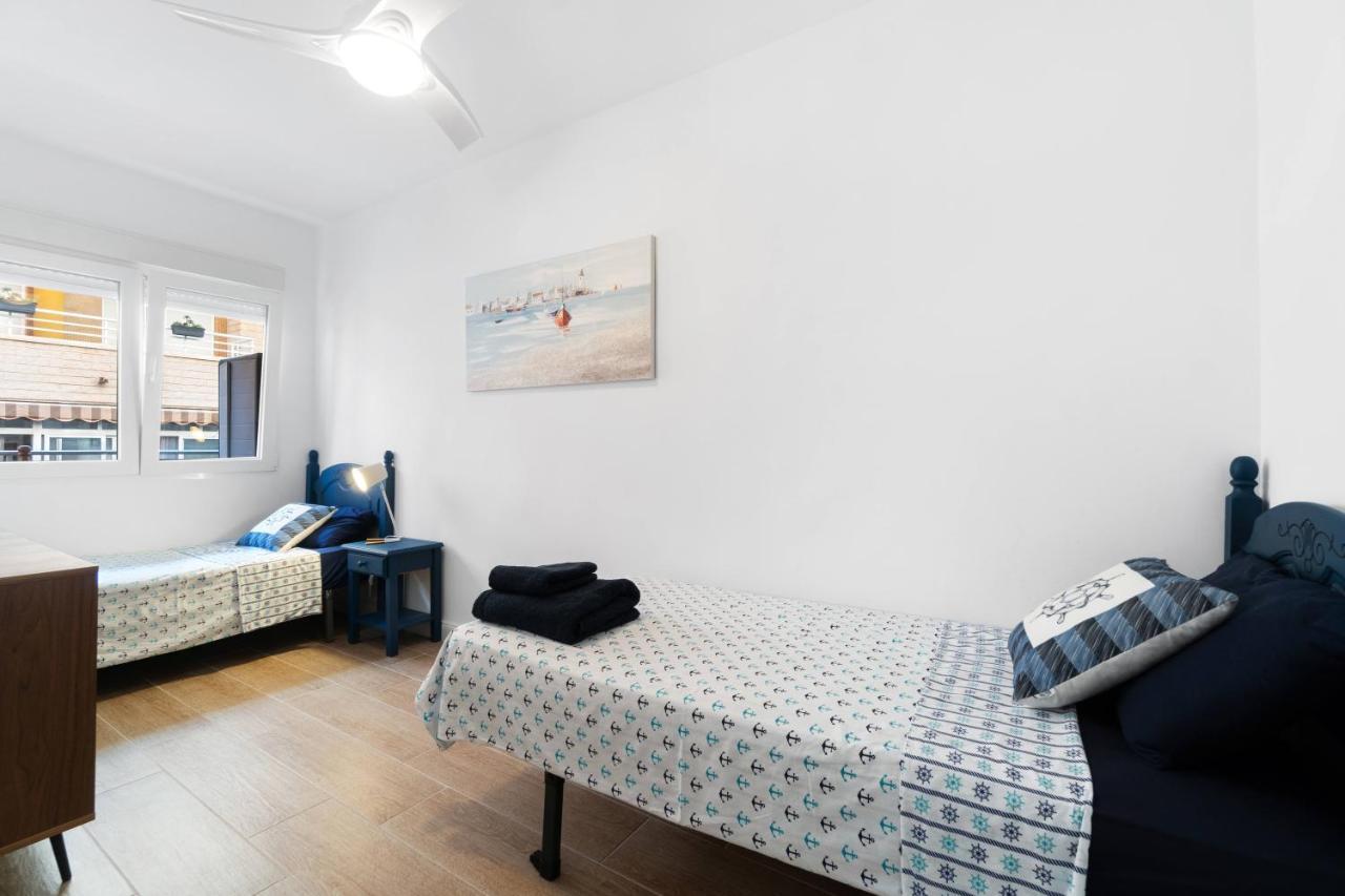Marina Apartament Torrevieja Exteriör bild